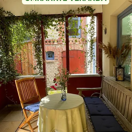 Haus Am Erlenhain Mit Sauna Und Grossem, Naturnahen Garten Feriehus