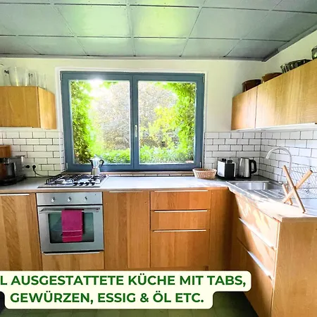 Feriehus Haus Am Erlenhain Mit Sauna Und Grossem, Naturnahen Garten