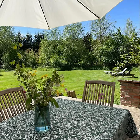 Haus Am Erlenhain Mit Sauna Und Grossem, Naturnahen Garten *