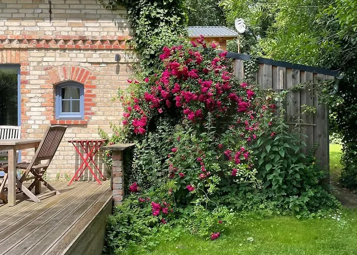 Haus Am Erlenhain Mit Sauna Und Grossem, Naturnahen Garten Dom wakacyjny *