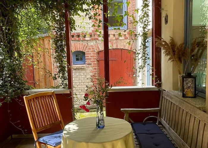 Haus Am Erlenhain Mit Sauna Und Grossem, Naturnahen Garten Dom wakacyjny